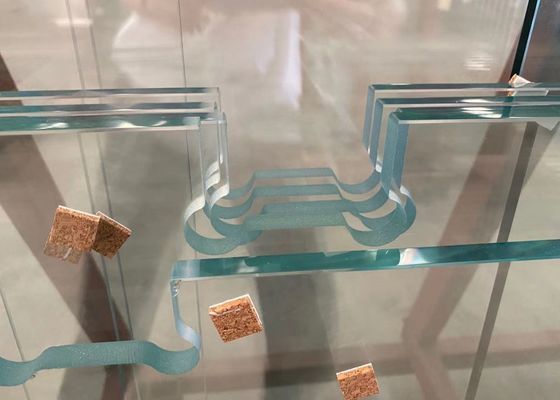 2.1mm Dikke Ruwe Geïsoleerde Aangemaakte Bestand Glas Snelle Koelkras